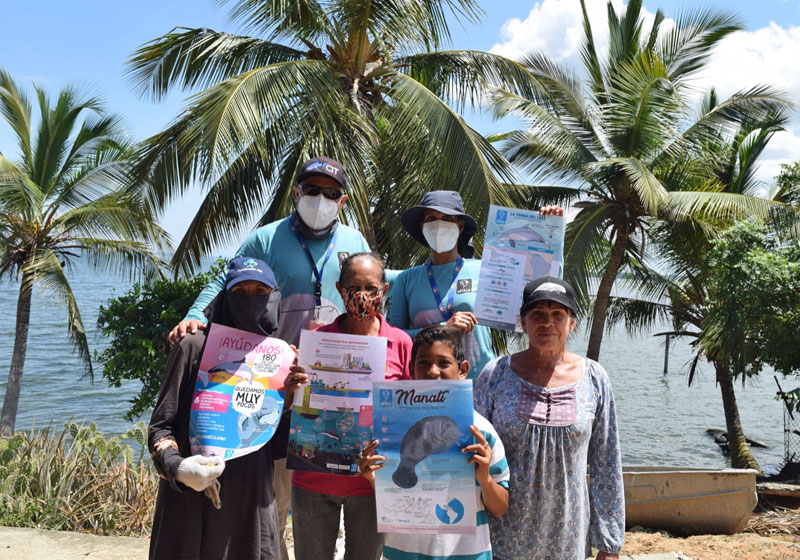 Organisation de protection des espèces YAQU PACHA Amérique du Sud Amérique latine Personnes sur le terrain